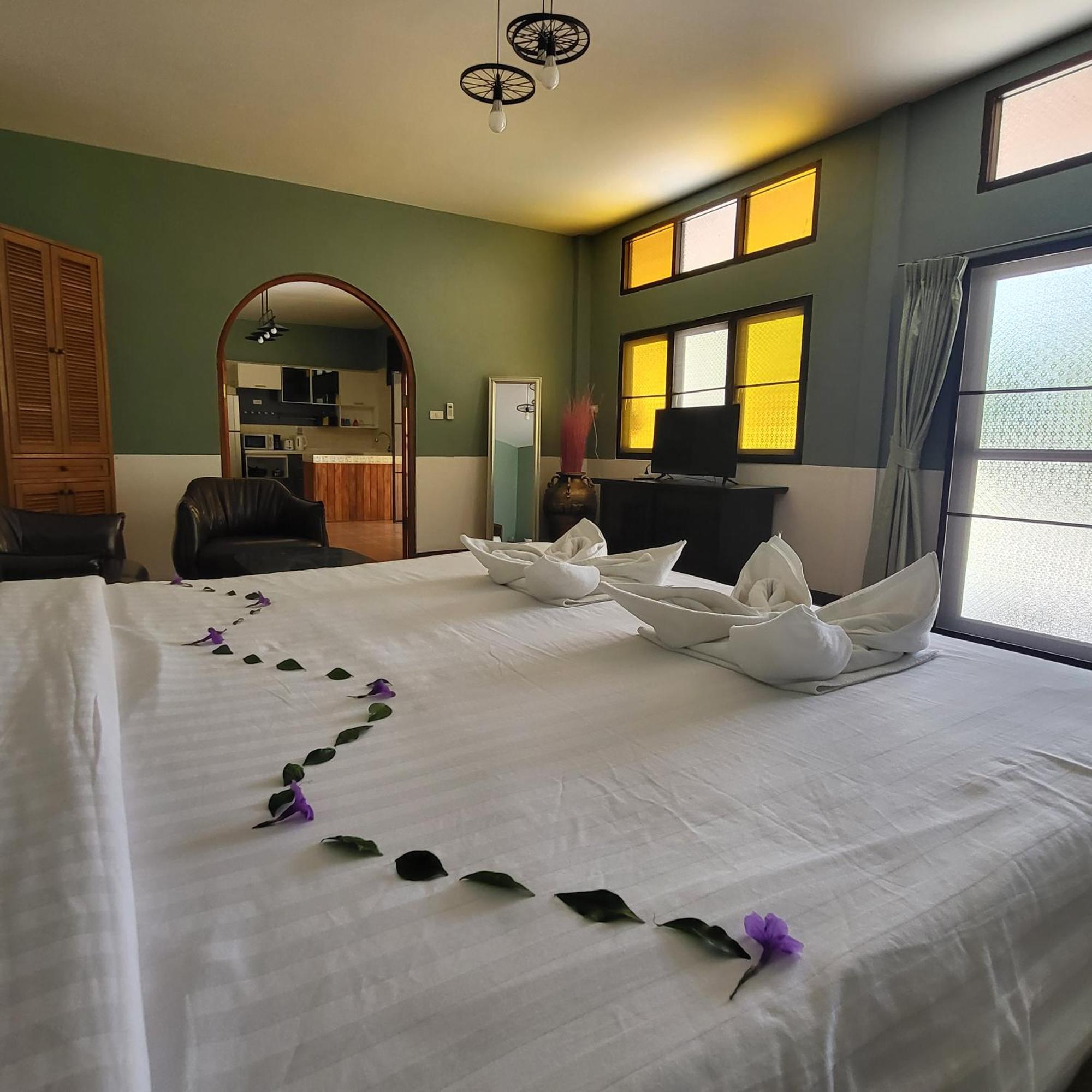 Namphung Phuket Boutique Resort Rawai Zewnętrze zdjęcie